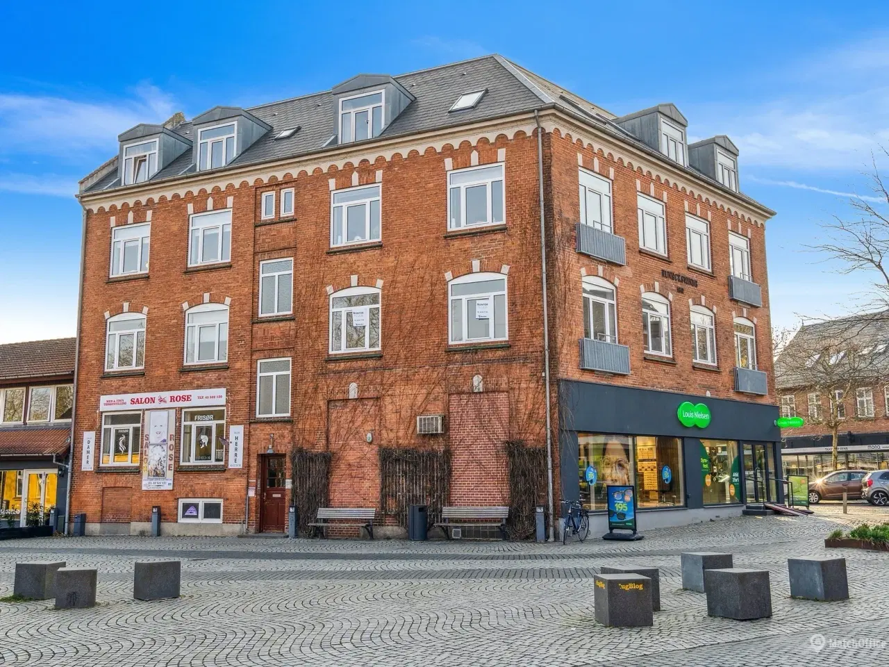 Billede 1 - Lyst, herskabeligt erhvervslejemål