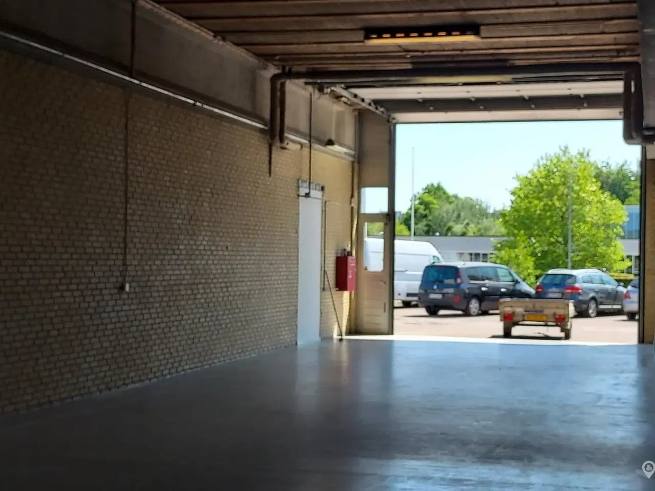 Billede 6 - Autoværksted / Værksted / Lager/ Produktion / Showroom - Stor port