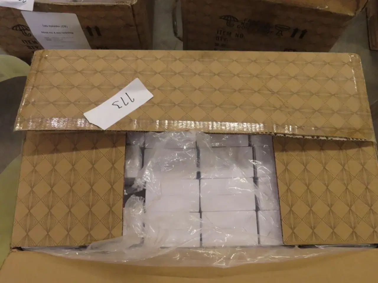 Billede 6 - 2 kasse med oplader