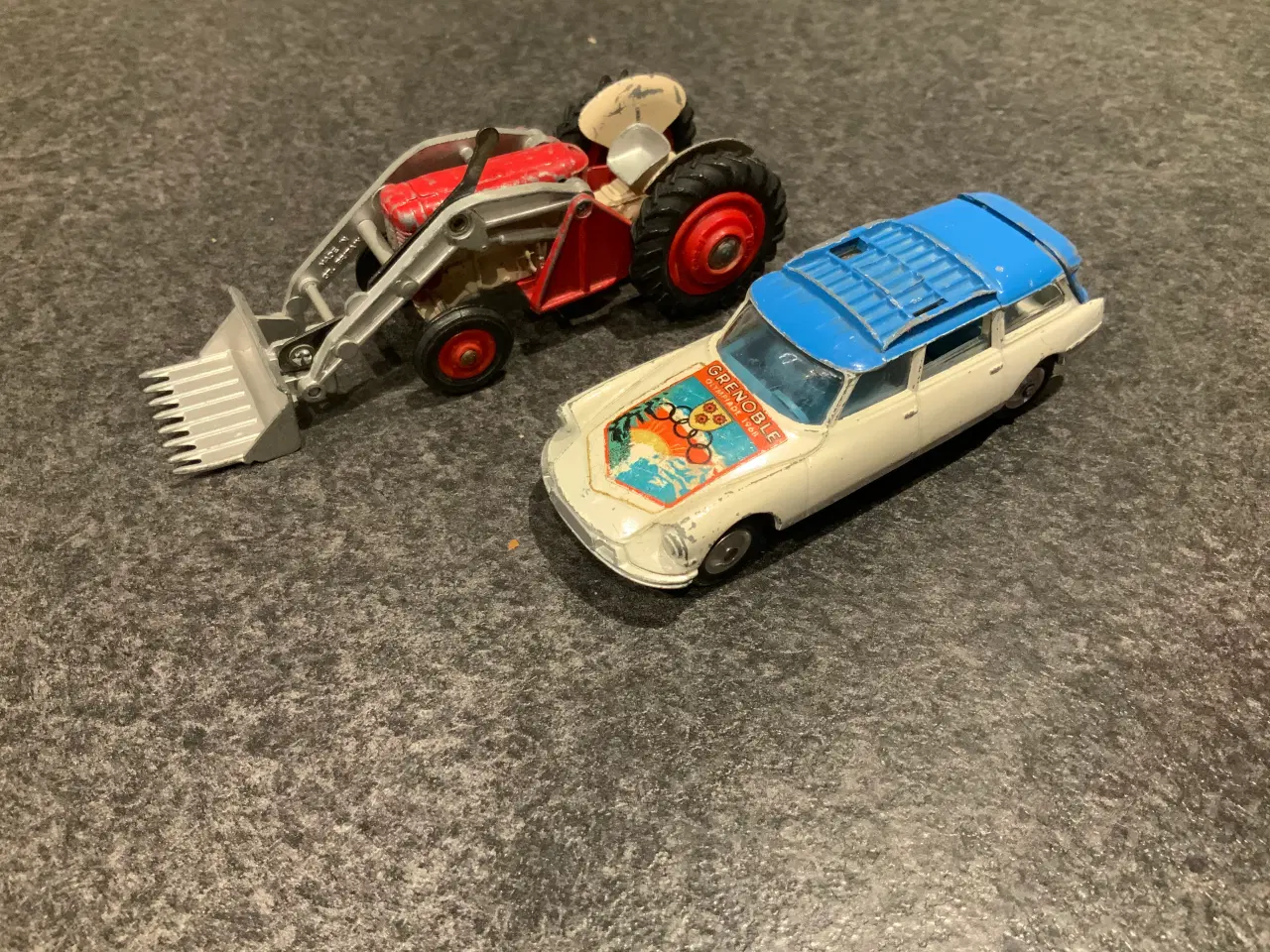 Billede 1 - Corgi bil og traktor