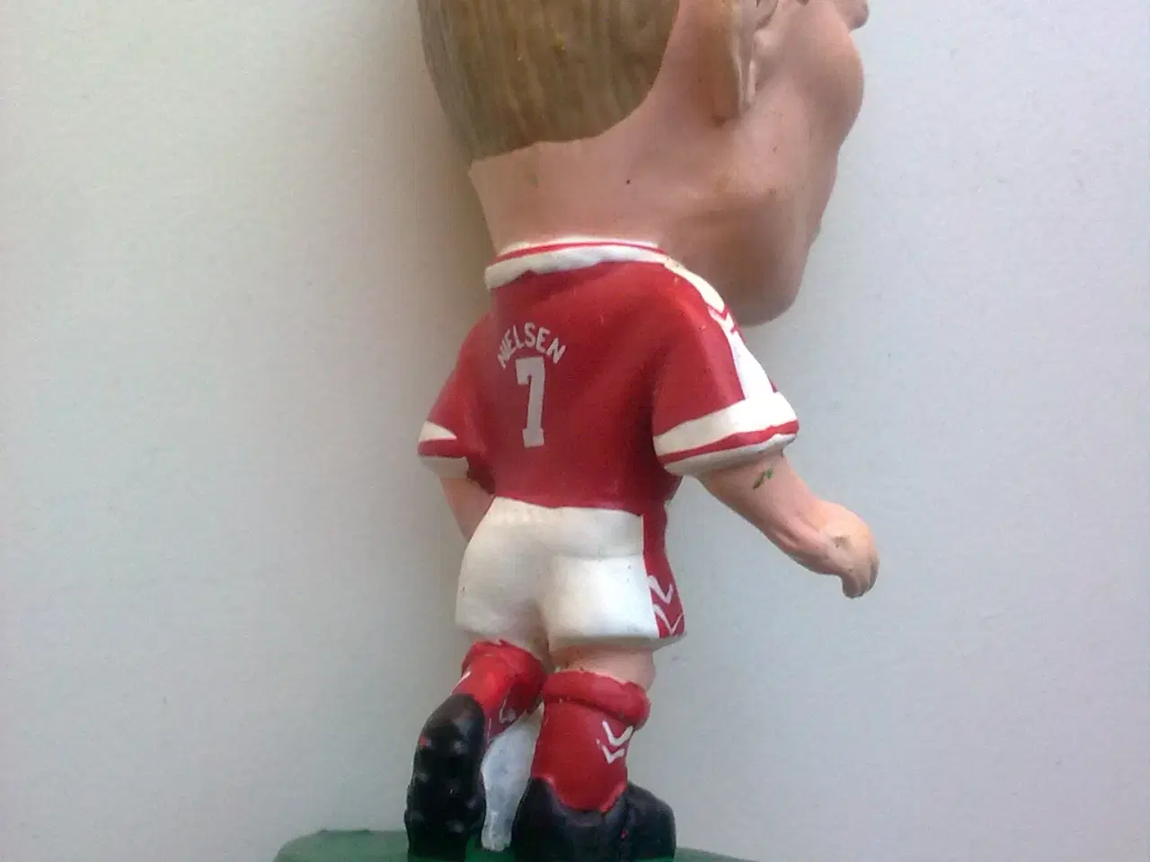 Billede 17 - Italiensk design i rød og hvid fodbold design