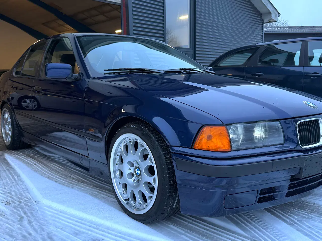 Billede 2 - BMW 318i sedan