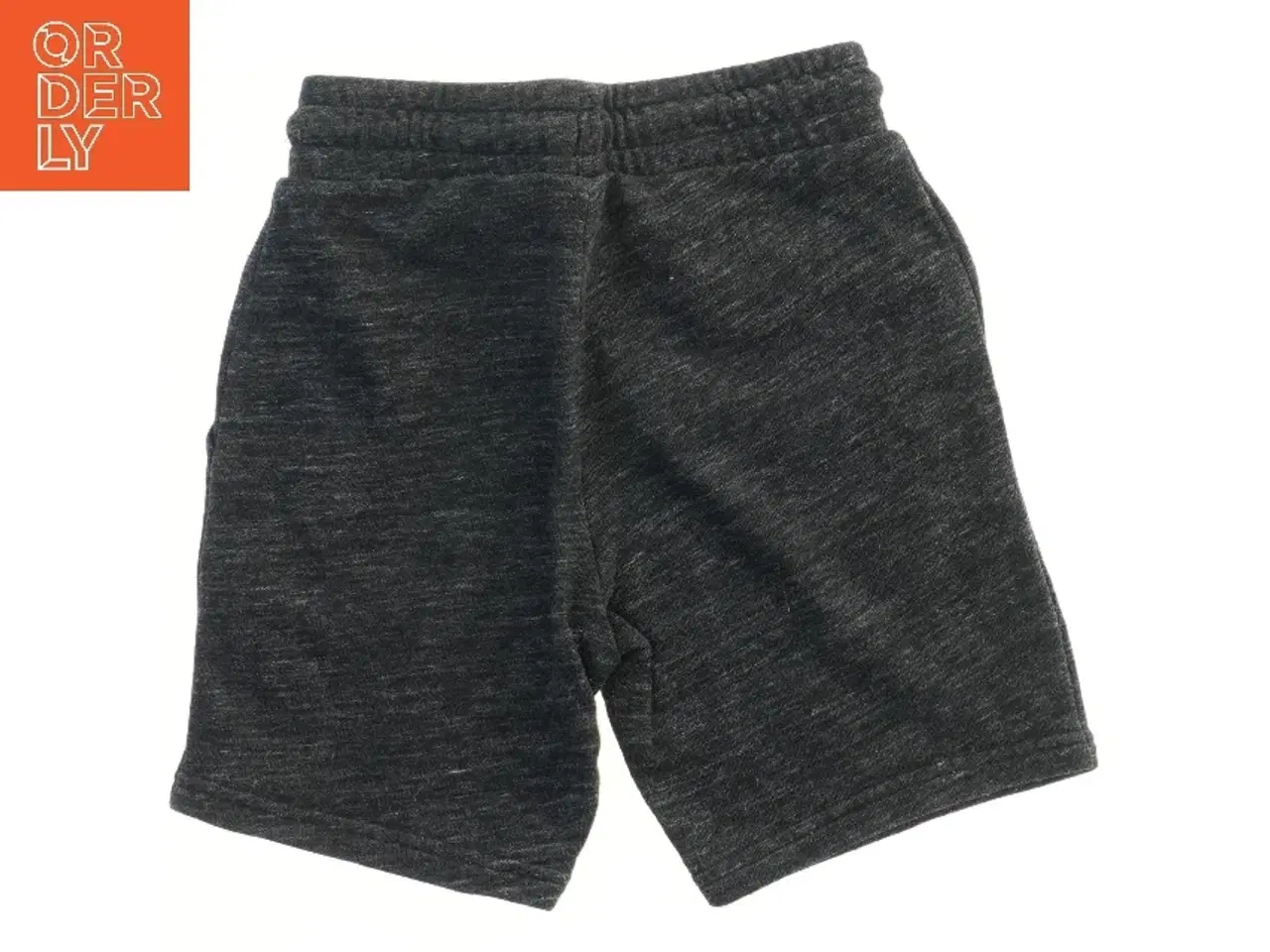 Billede 2 - Sweatshorts fra H&M (str. 134)