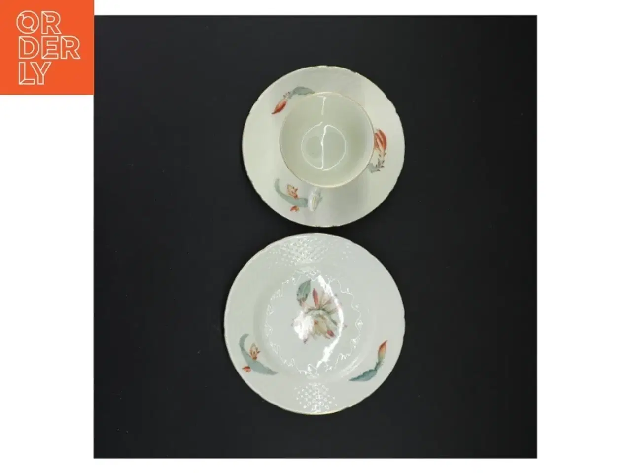 Billede 3 - Porcelæn tesæt fra Bing Og Grøndal (str. 15 x 9 cm)