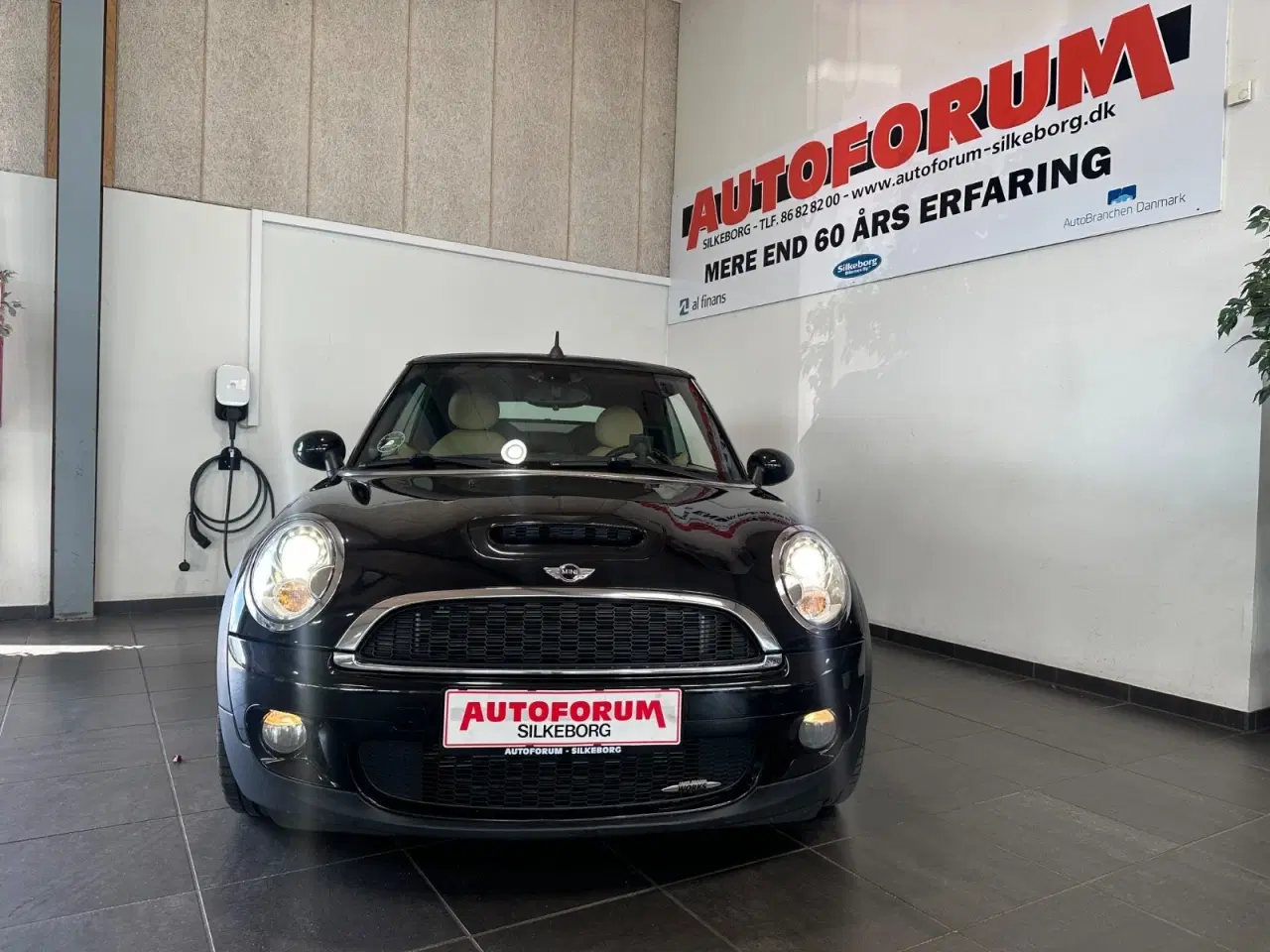 Billede 3 - MINI Cooper S 1,6 JC Works Cabriolet