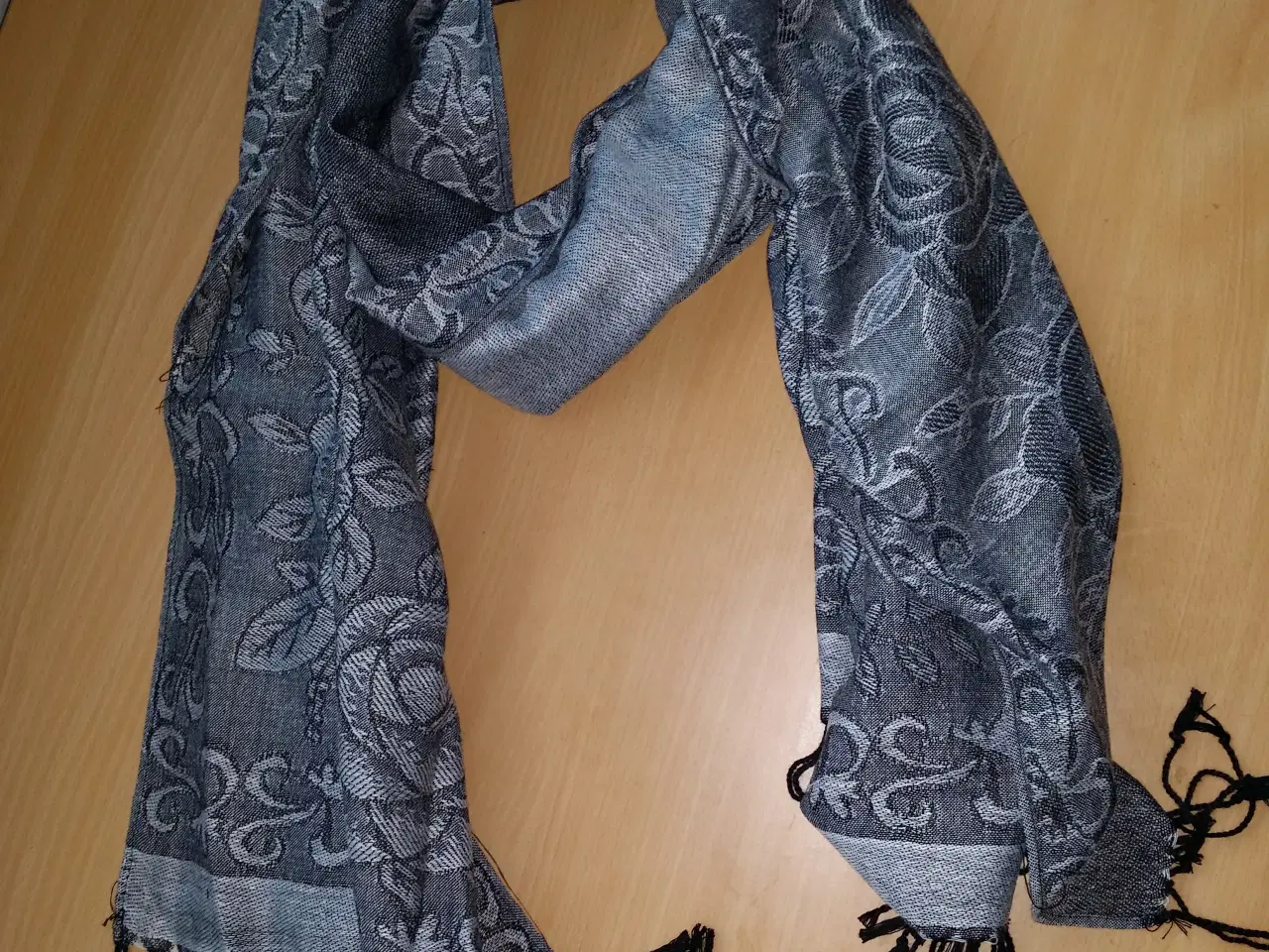 Billede 3 - Tørklæde