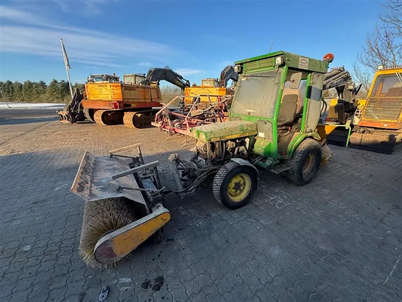 Billede 1 - John Deere 955 MED KOST OG SALTSPREDER!