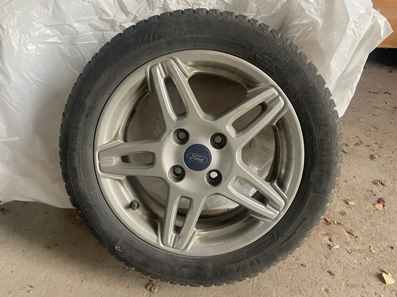 Billede 1 - Ford Fiesta alufælge med vinterdæk