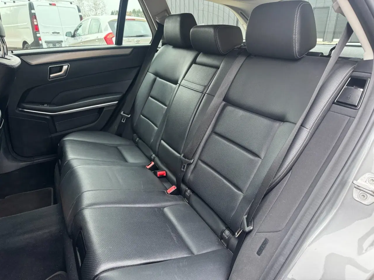 Billede 8 - Mercedes E350 3,0 BlueTEC Avantgarde stc. aut. 4Matic