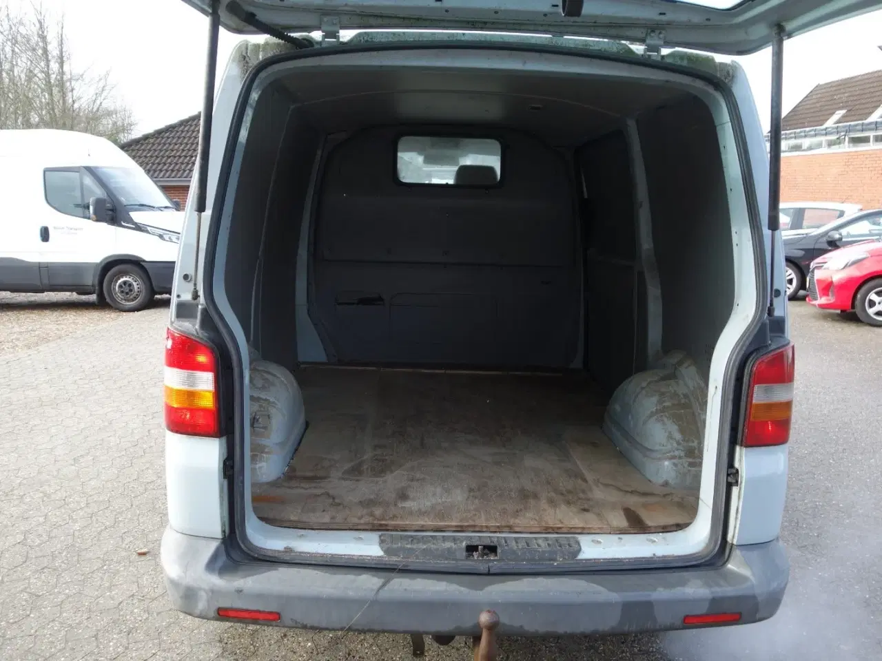 Billede 11 - VW Transporter 1,9 TDi 104 Kassevogn kort