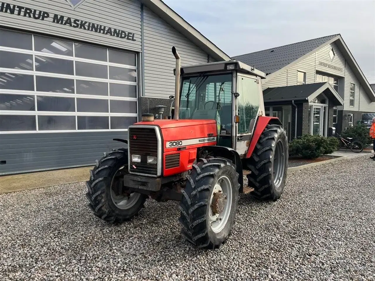 Billede 7 - Massey Ferguson 3080 6cyl traktor med 4wd til små penge.