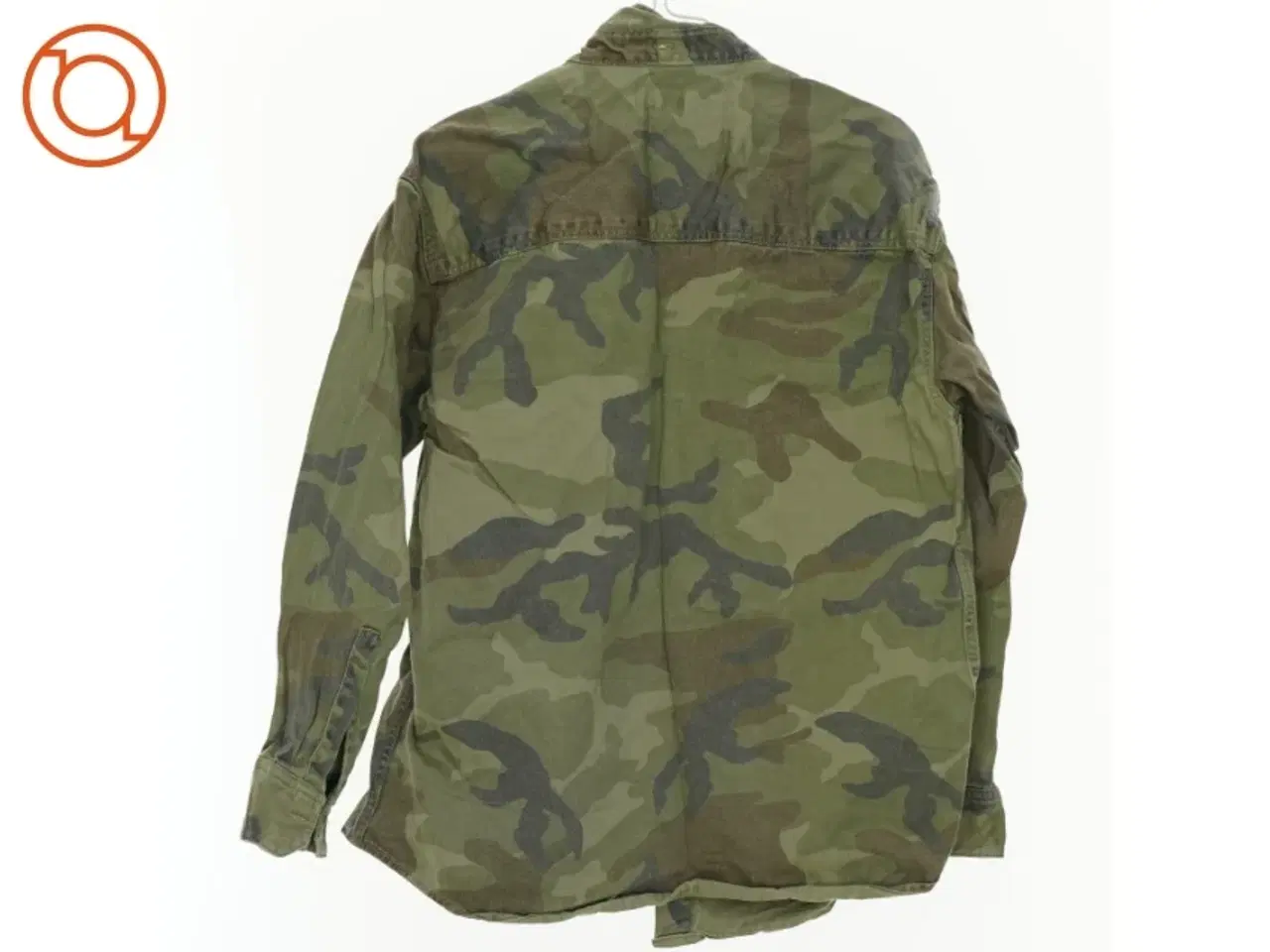Billede 2 - Skjorte i camouflage mønster fra Zara (str. 134 cm)
