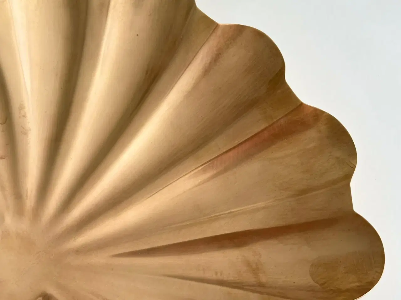 Billede 6 - Muslingeformet messingfad