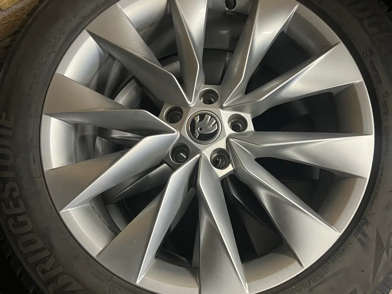 Billede 3 - 19" Org. Skoda Enyaq Vinterhjul
