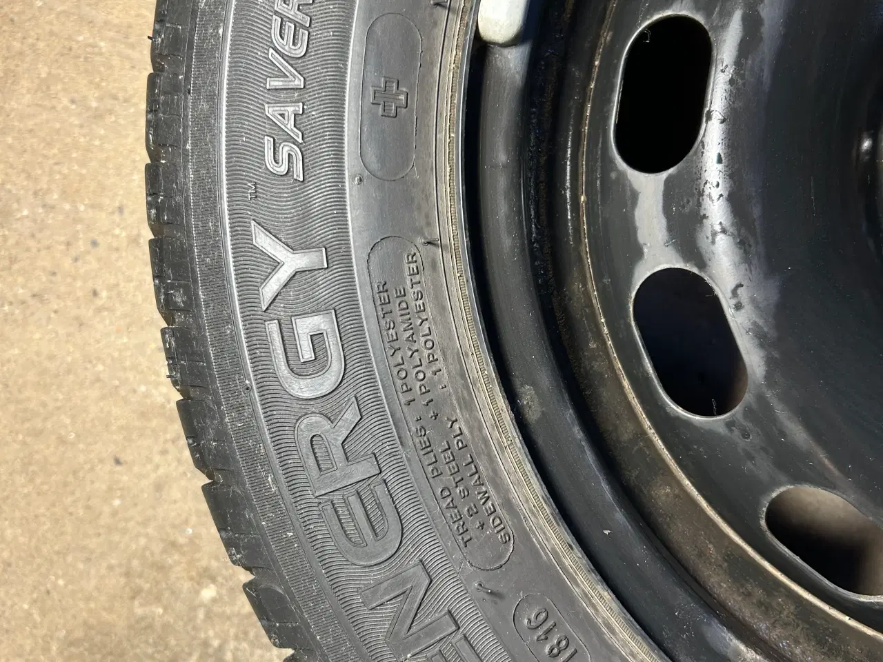 Billede 4 - 4 Michelin Energy Saver dæk med fælge 175/65 R14