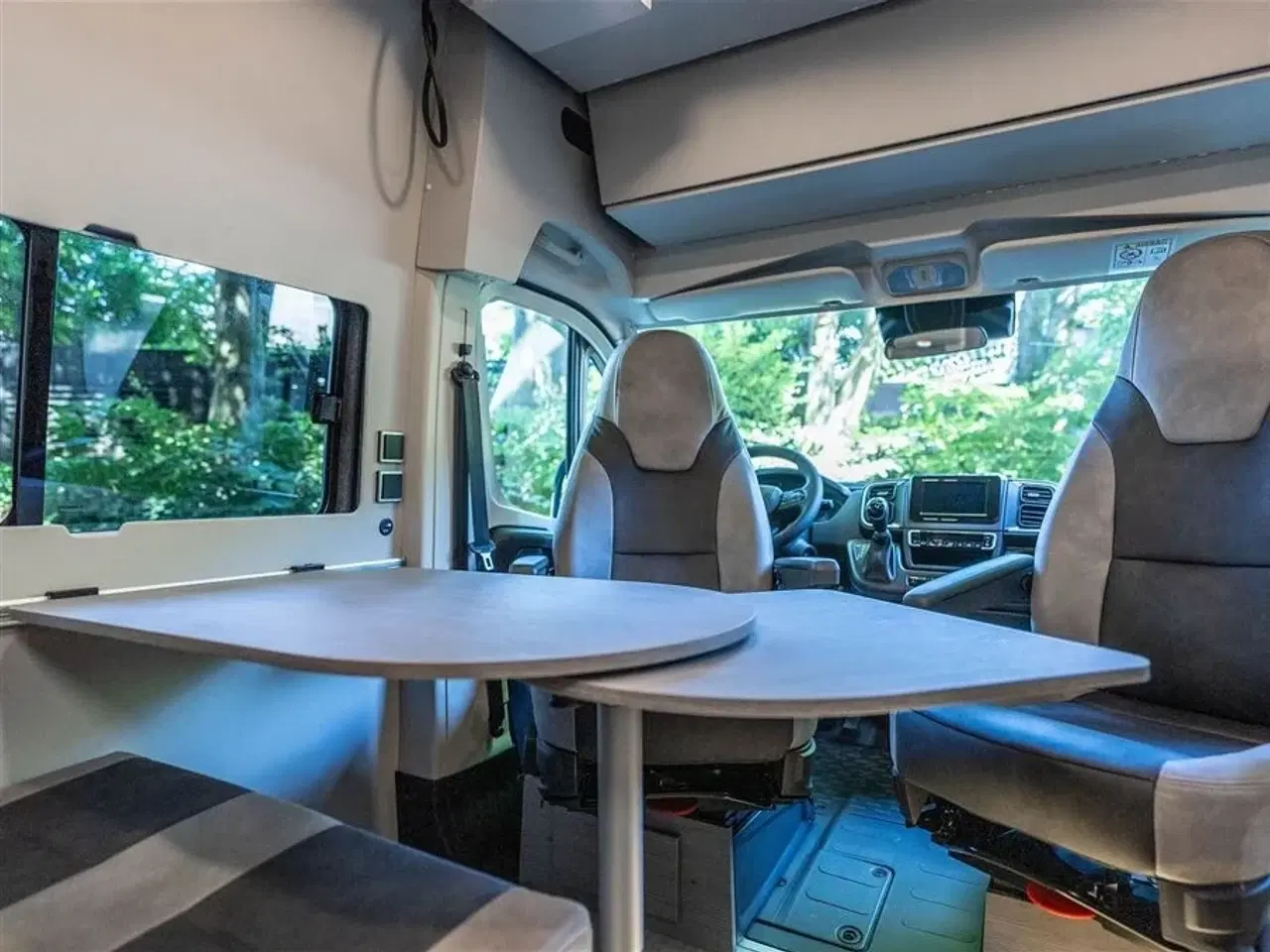 Billede 3 - 2026 - FURGOK XPACE 600 FAMILY North Van med plads til 5 personer!