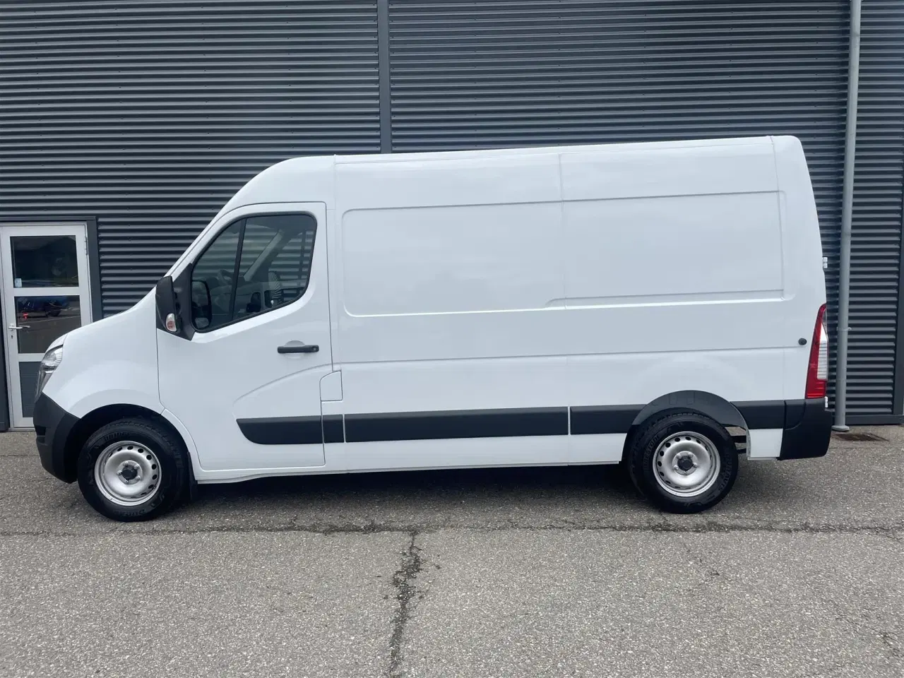 Billede 2 - Nissan Interstar L2H2 2,3 DCi N-Connecta 150HK Van 6g