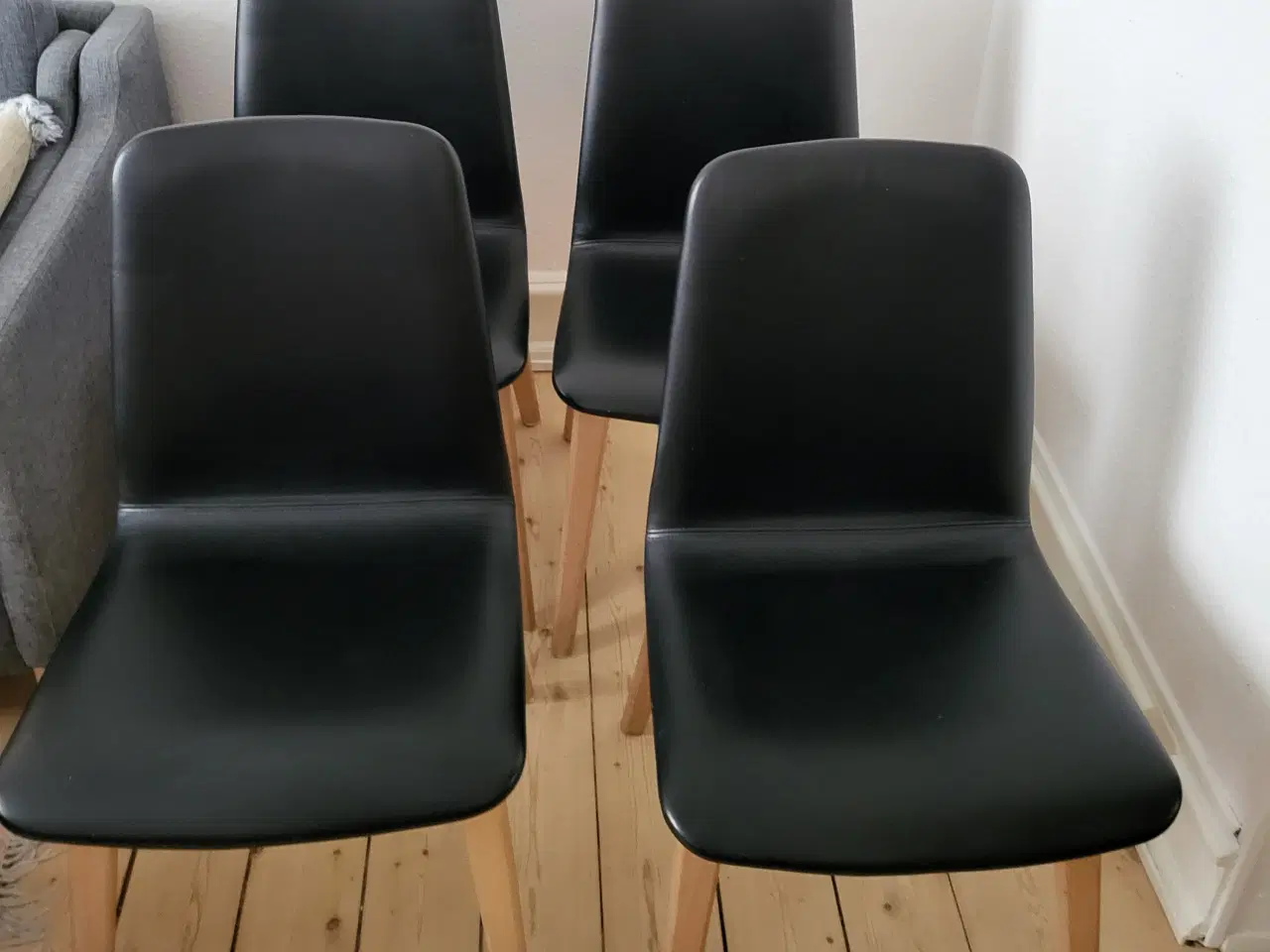 Billede 2 - Dining chairs fra Skovby sort læder 
