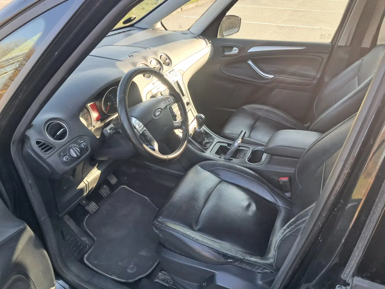 Billede 4 - Familiebil