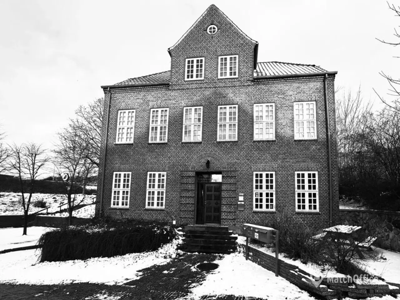 Billede 1 - Kontorlejemål på Egevej 3. Hadsten