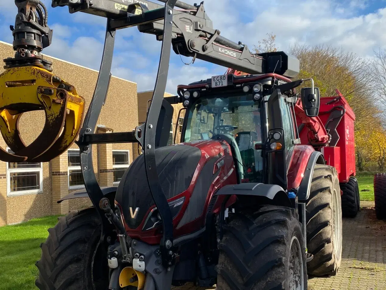 Billede 2 - JENZ 360 jenz 360 + alsidig flisvogn + Valtra T 234