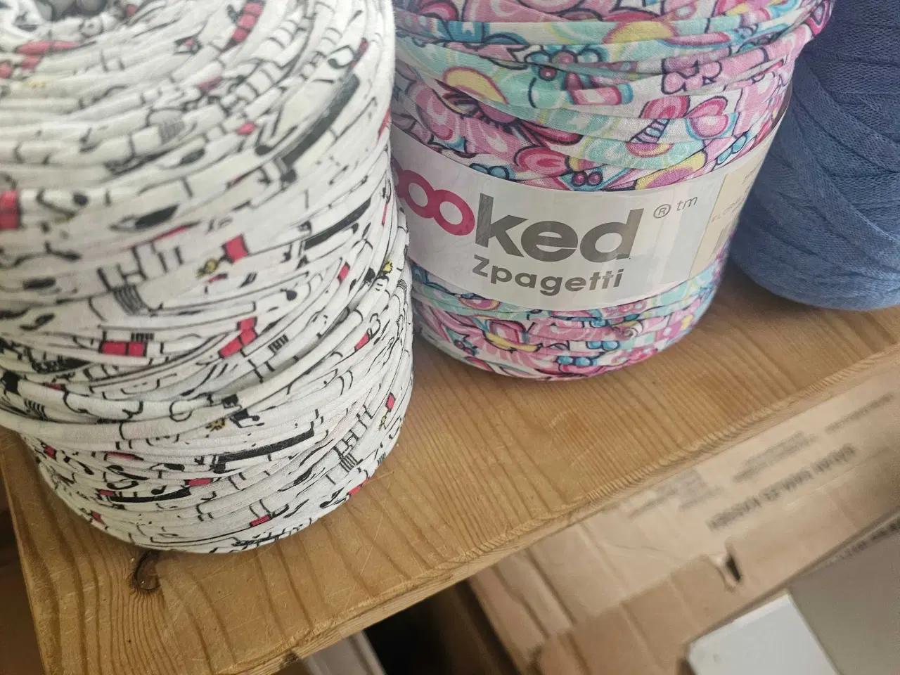 Billede 5 - Stofgarn knap 7 kg