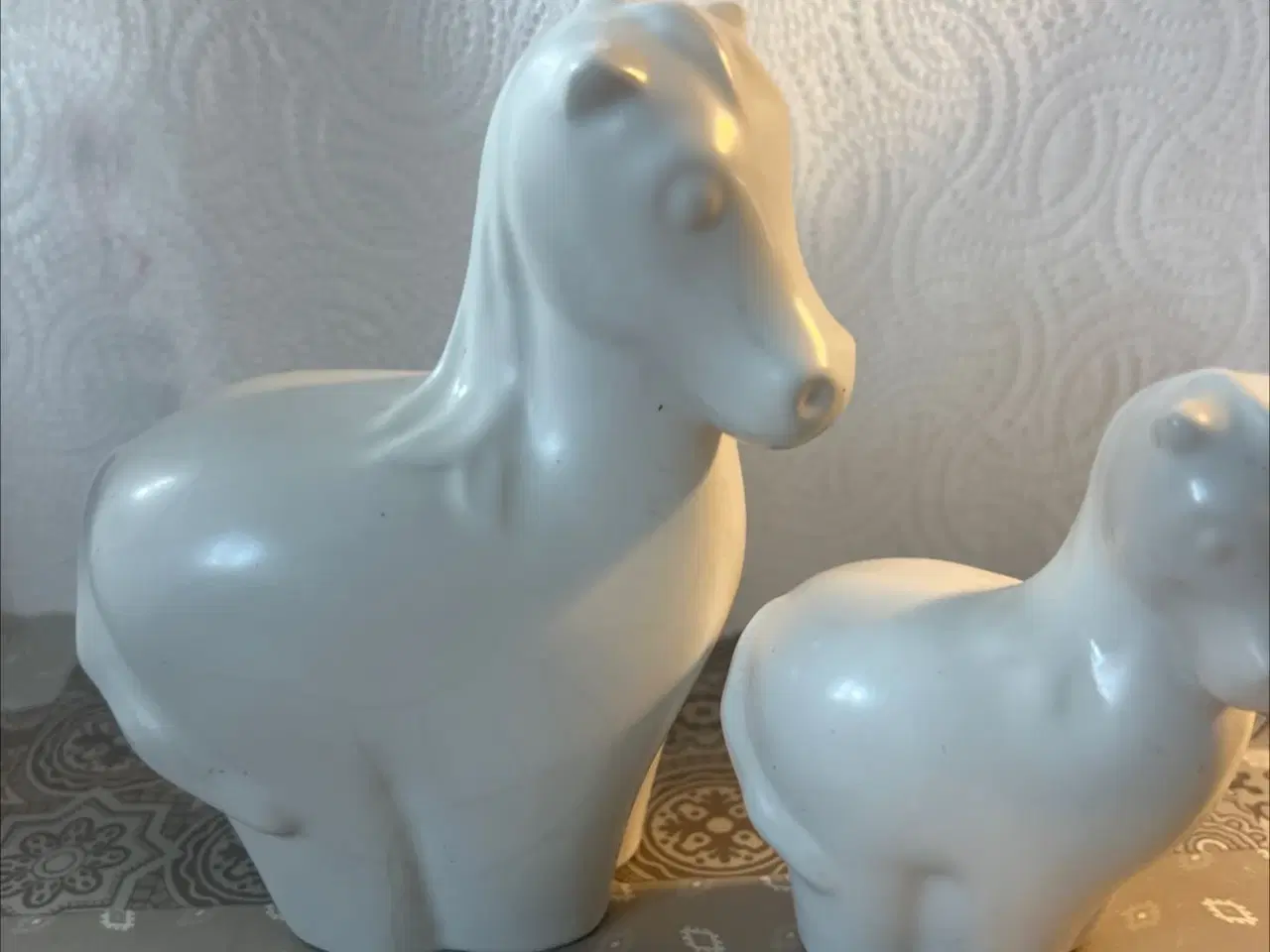 Billede 1 - Hest med føl