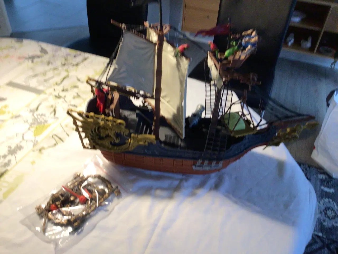 Billede 3 - Super flot piratskib i plastik