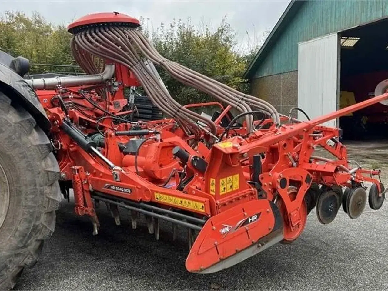 Billede 19 - Kuhn HR6040 med såmaskine  Med dobbelt kammer fronttank