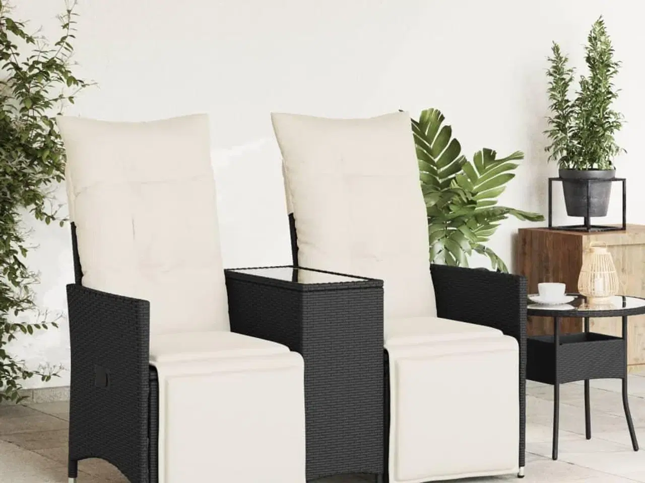 Billede 3 - 2-personers havesofa med bord og lænefunktion polyrattan sort