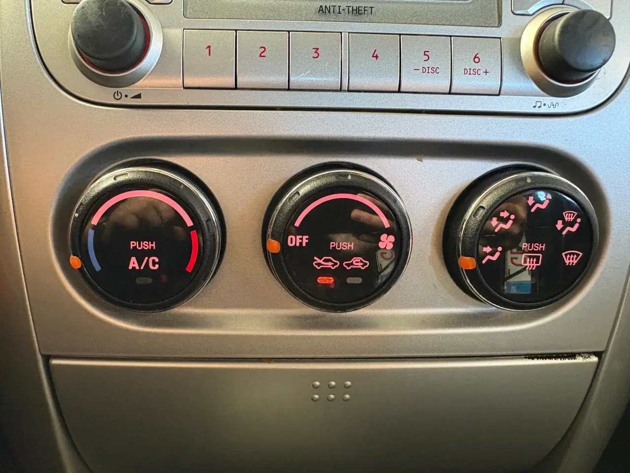 Billede 9 - Suzuki Liana 1,6 GL 106HK 5d Aut.