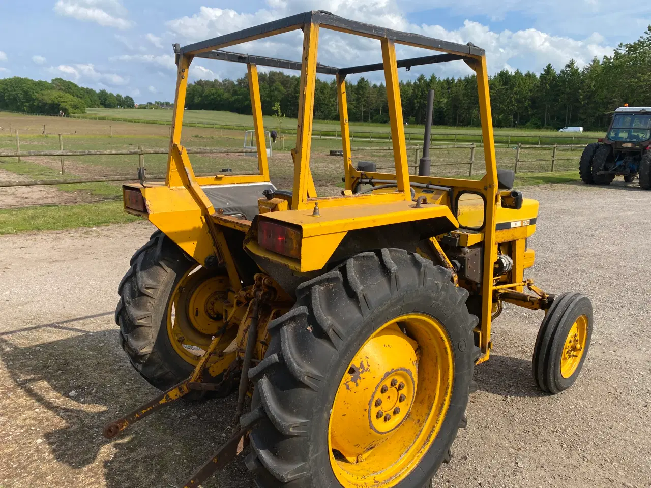 Billede 3 - MF 20.    135d