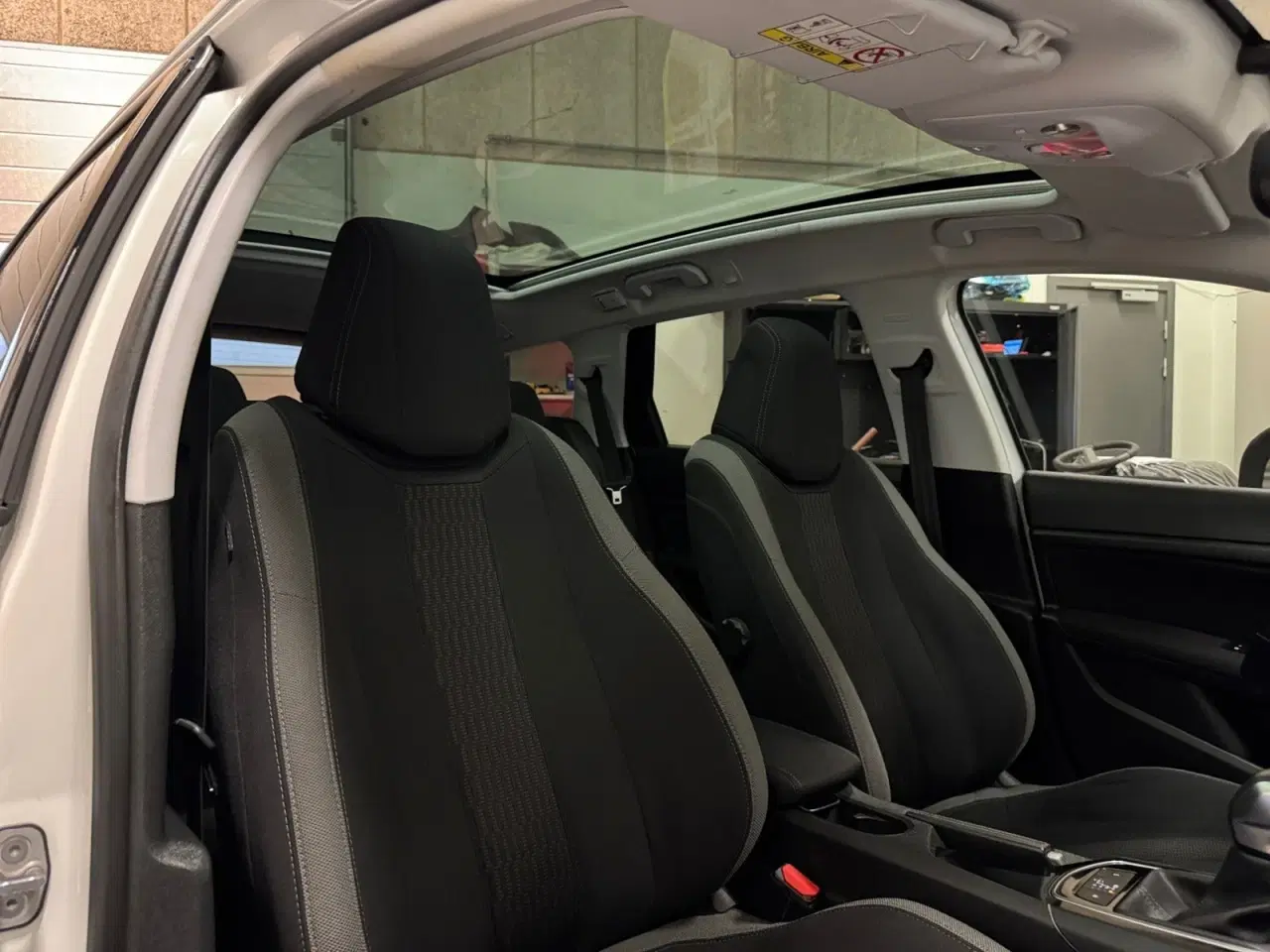 Billede 17 - Peugeot 308 1,6 BlueHDi 120 Allure Sky SW EAT6
