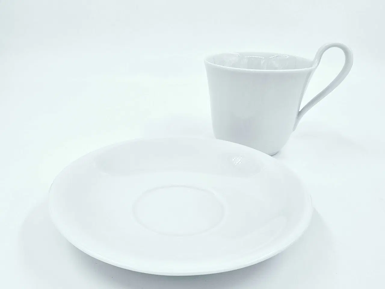 Billede 10 - Royal Copenhagen Hvid Højhankskop & Underkop 1 sor