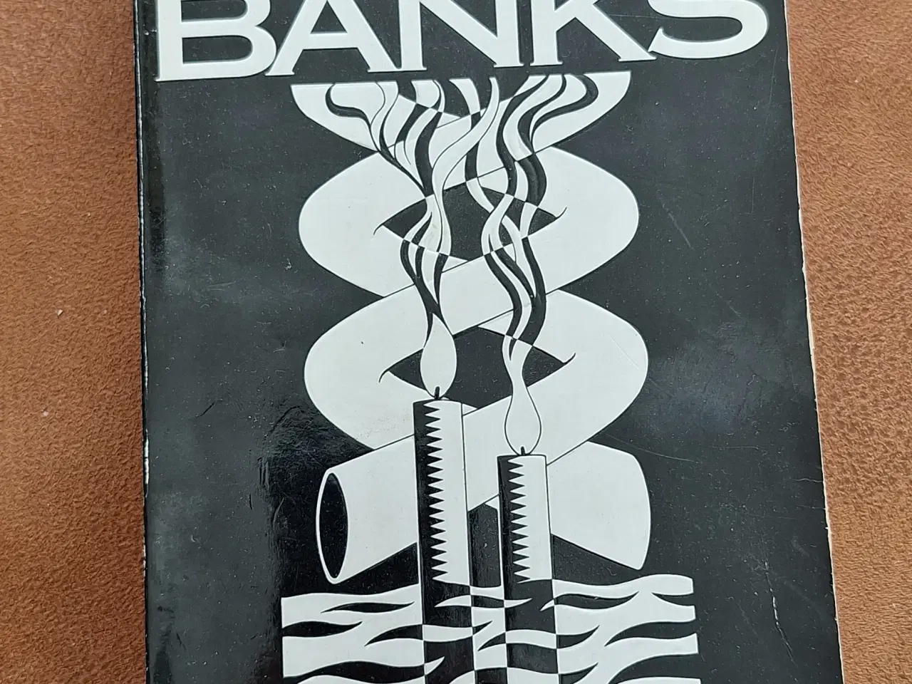 Billede 1 - Whit af Iain Banks