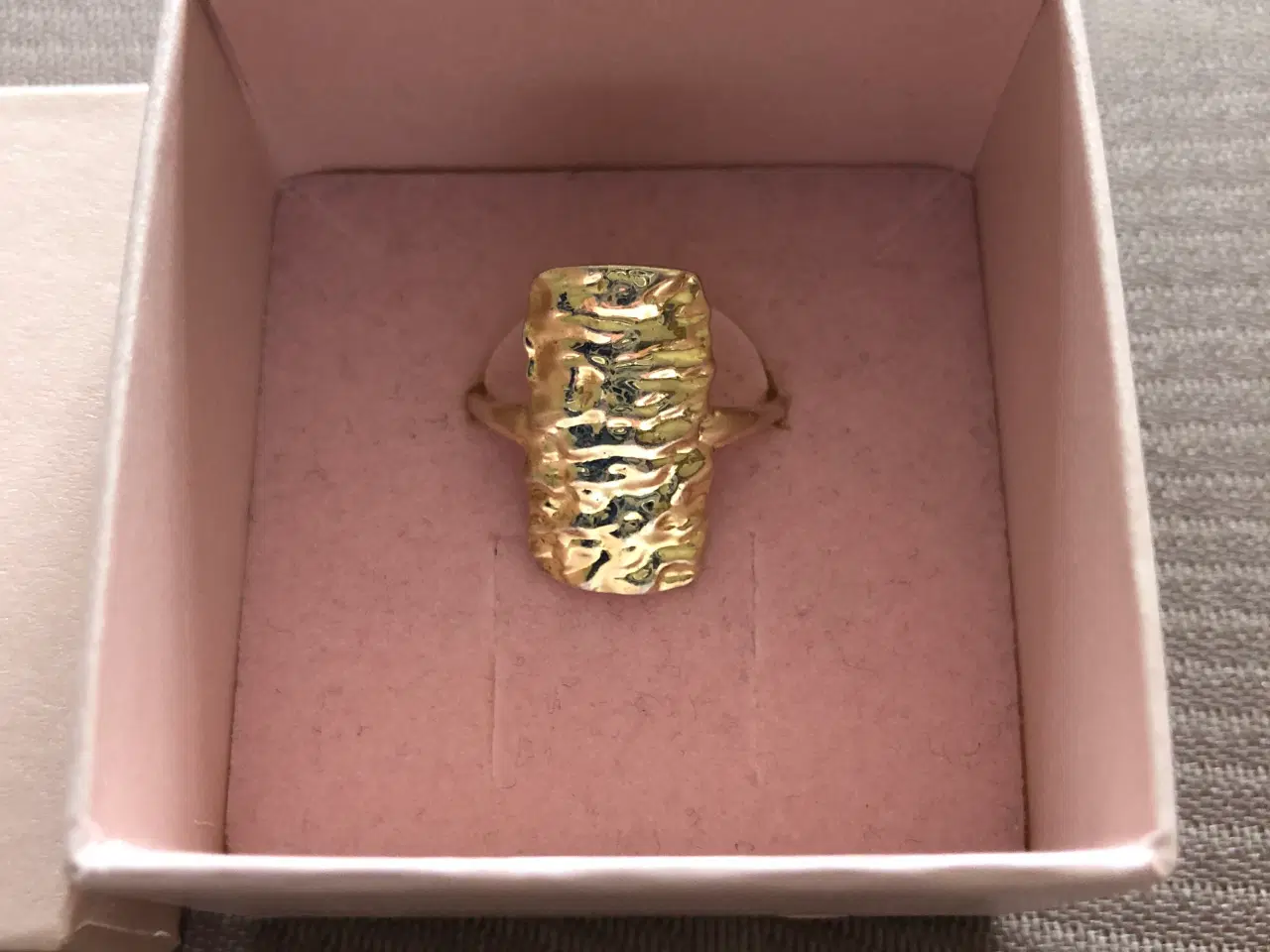 Billede 1 - Smuk Maanesten ring