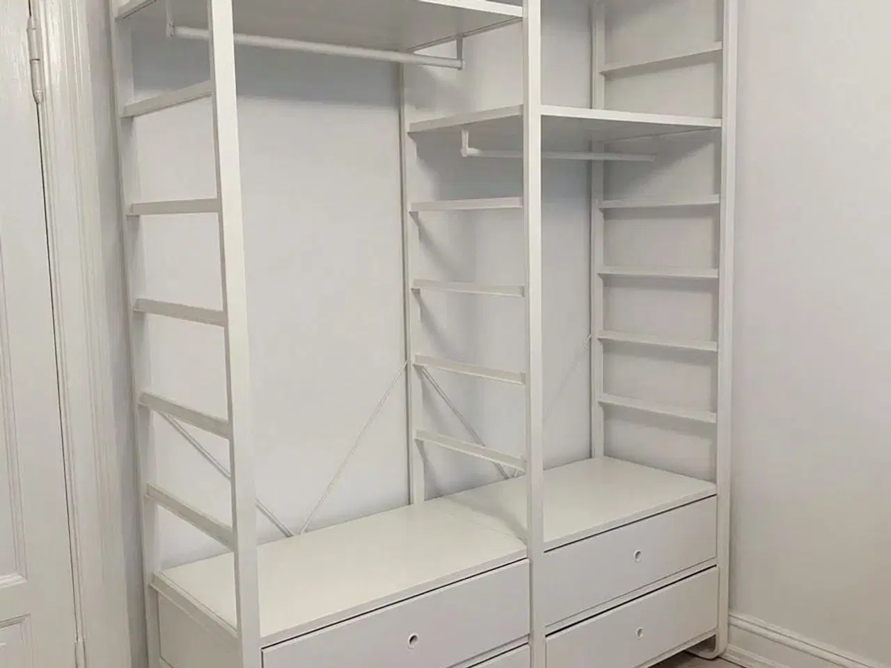 Billede 1 - IKEA ELVARLI garderobeløsning – selvstående, udgåe