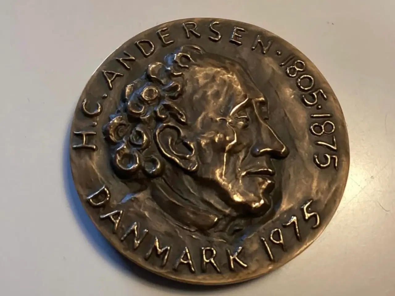 Billede 2 - DK medaljen, 1975, H. C. Andersen, Per Ung