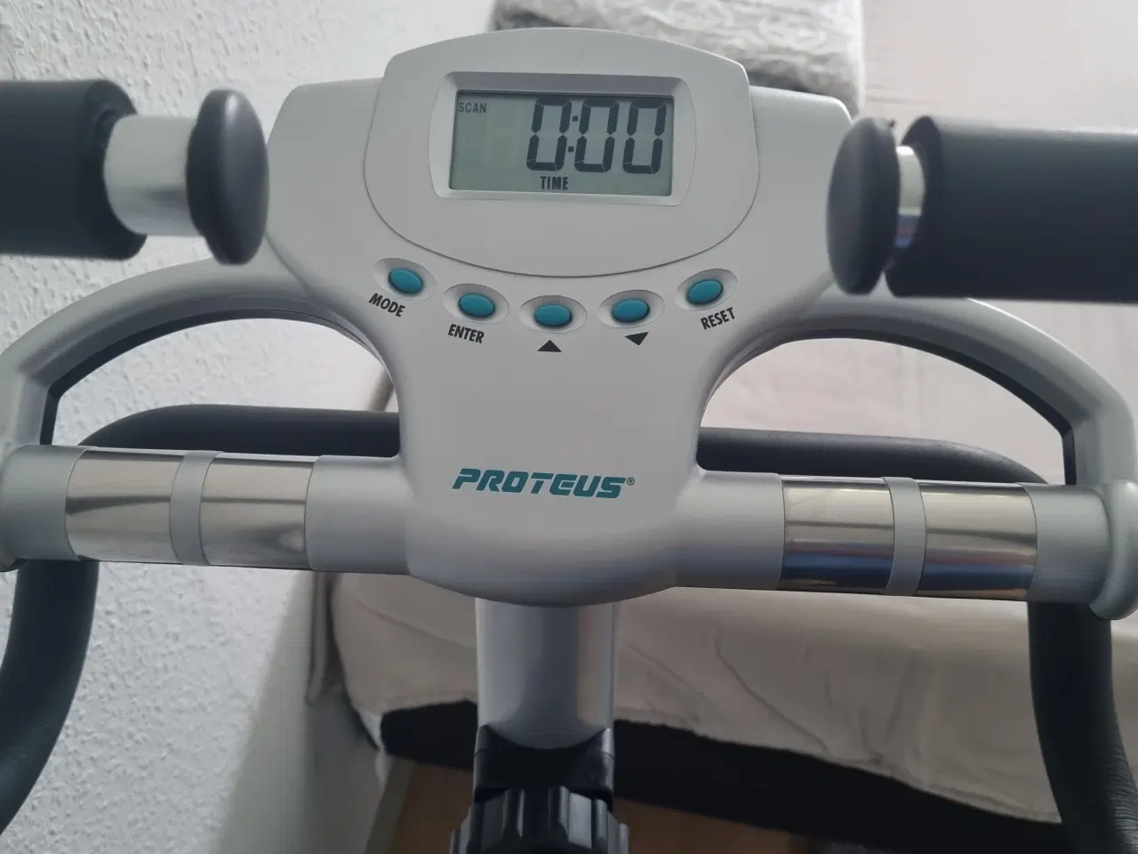 Billede 1 - Motionscykel PROTEUS PEC 3000