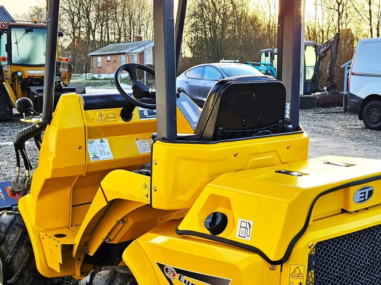Billede 8 - Eurotrac T11 / fabriksny / teleskoparm / Kubota motor