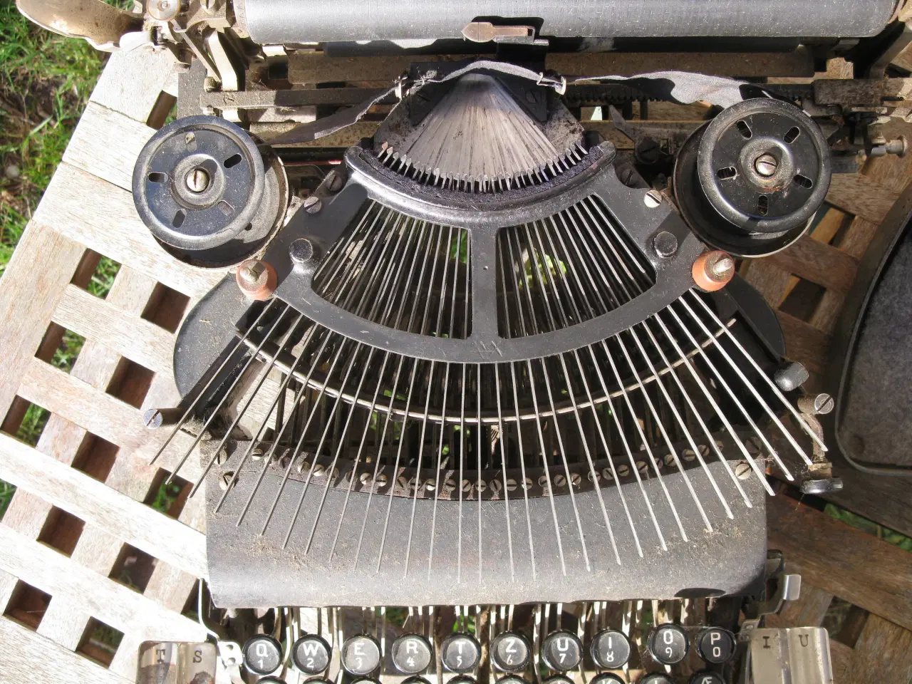 Billede 2 - ADLER skrivemaskine gammel