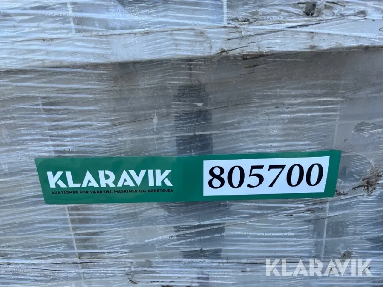 Billede 12 - Ventilatorer og rammer  Skiold ca. 48 styk