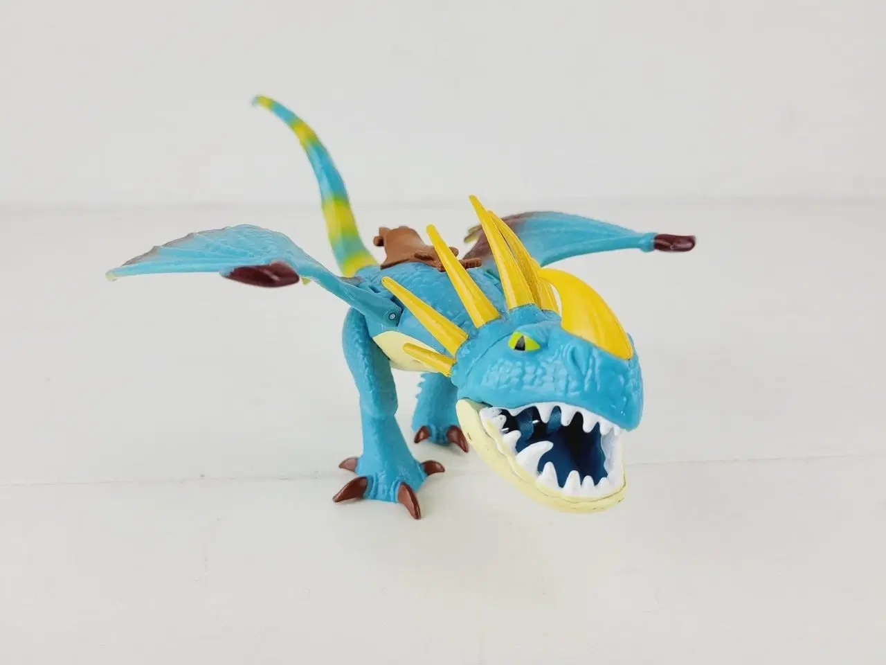 Billede 2 - 2 stk HOW TO TRAIN YOUR DRAGON Action Figure