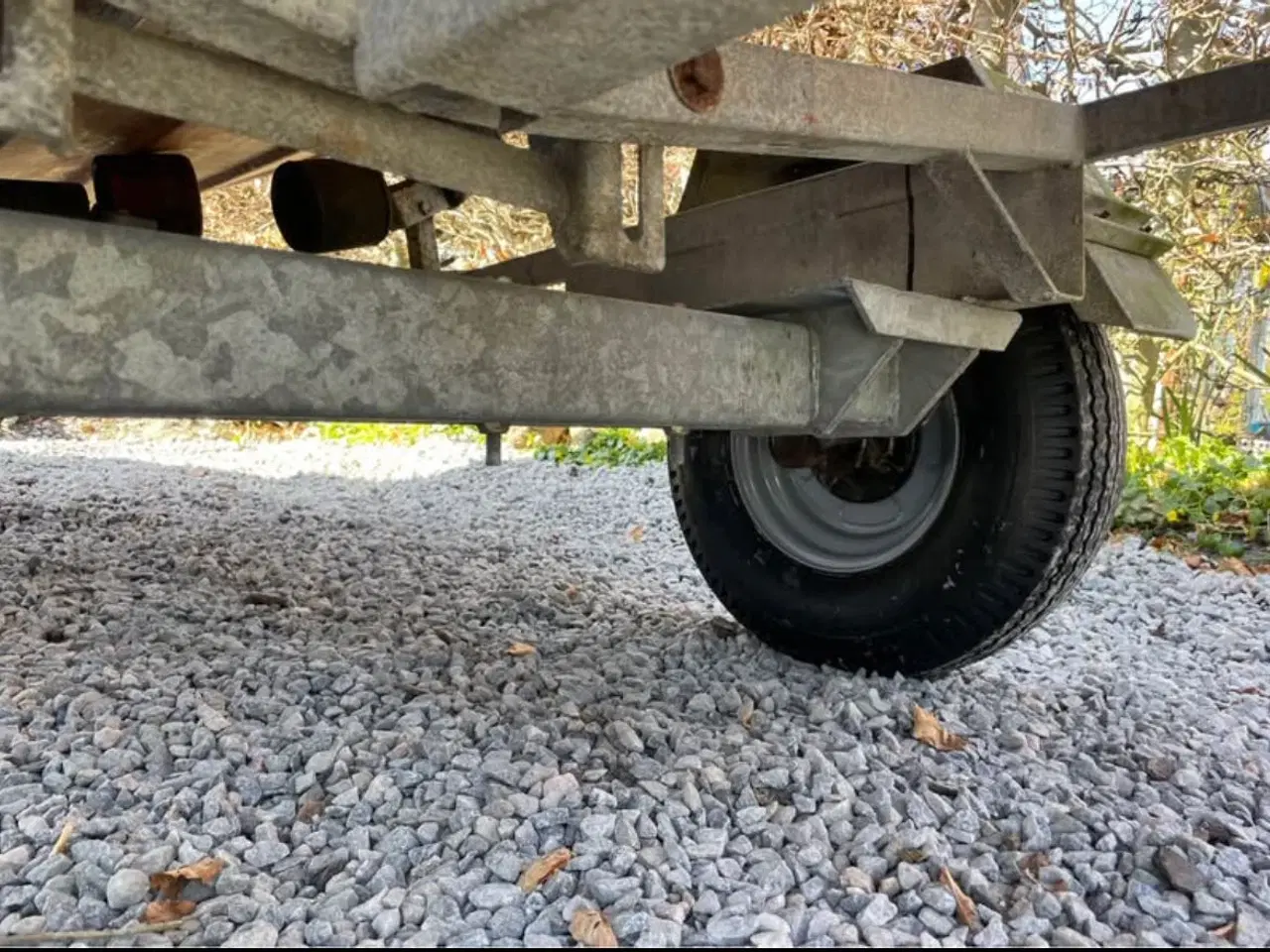 Billede 4 - Brenderup 450kg bådtrailer + 4 m gladfiberjolle