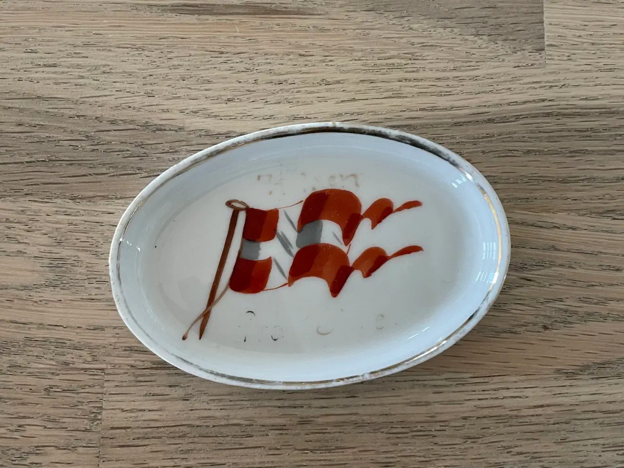 Billede 5 - Porcelæn med Dannebrog 