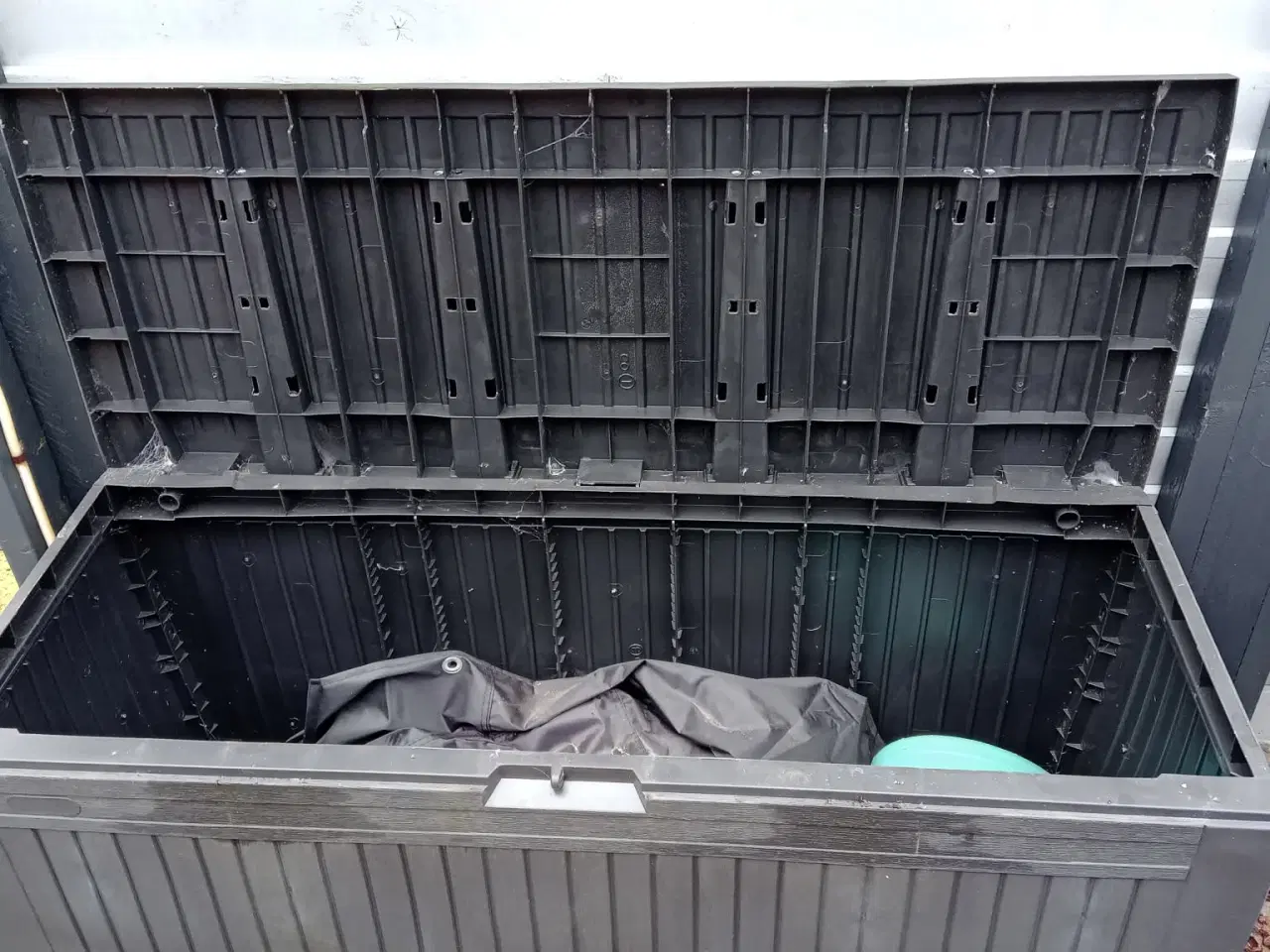 Billede 2 - Hyndeboks.