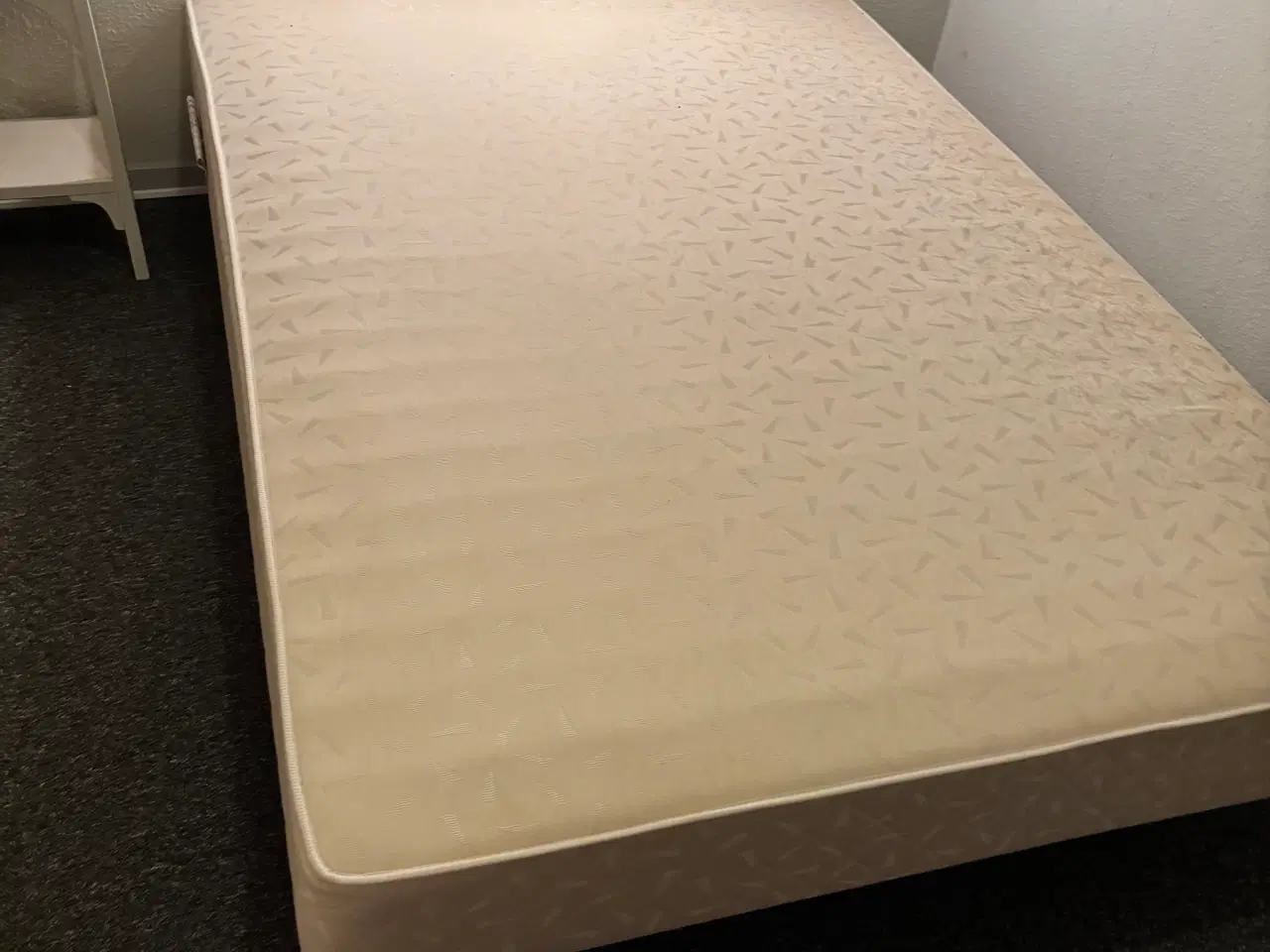 Billede 5 - Boxseng 140x200 med topmadras -  Dreamzone