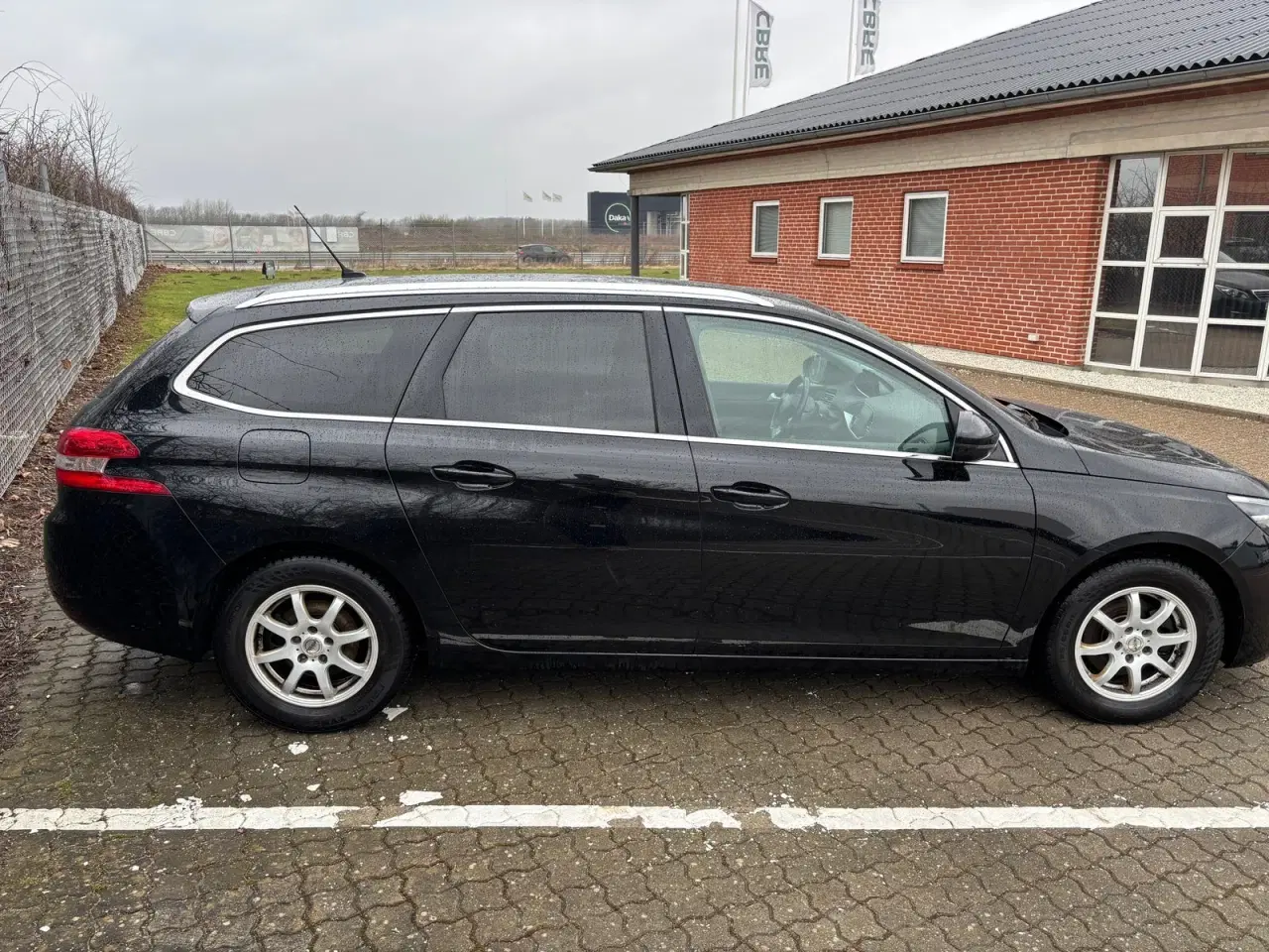 Billede 4 - Peugeot 308 1,5 BlueHDi 130 Allure+ Sky SW