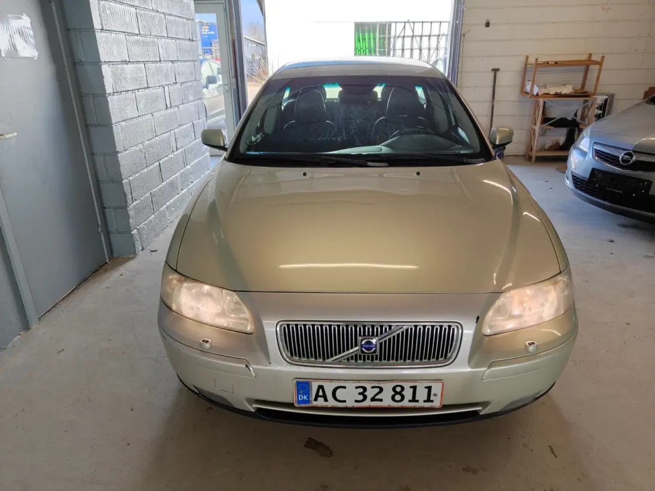 Billede 1 - Volvo V70 2,4 140 Momentum