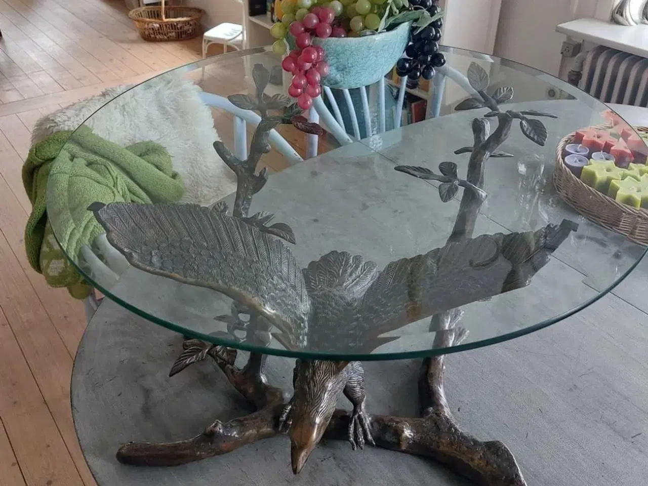 Billede 2 - Super flot Bronze bord med ørn og glasplade